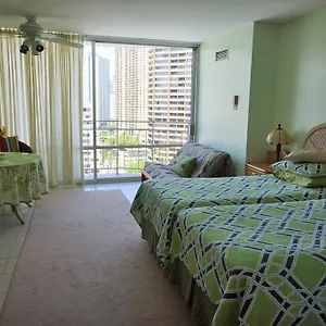 Apartment Waikiki At Ilikai Marina - Great By The - End Price! Honolulu